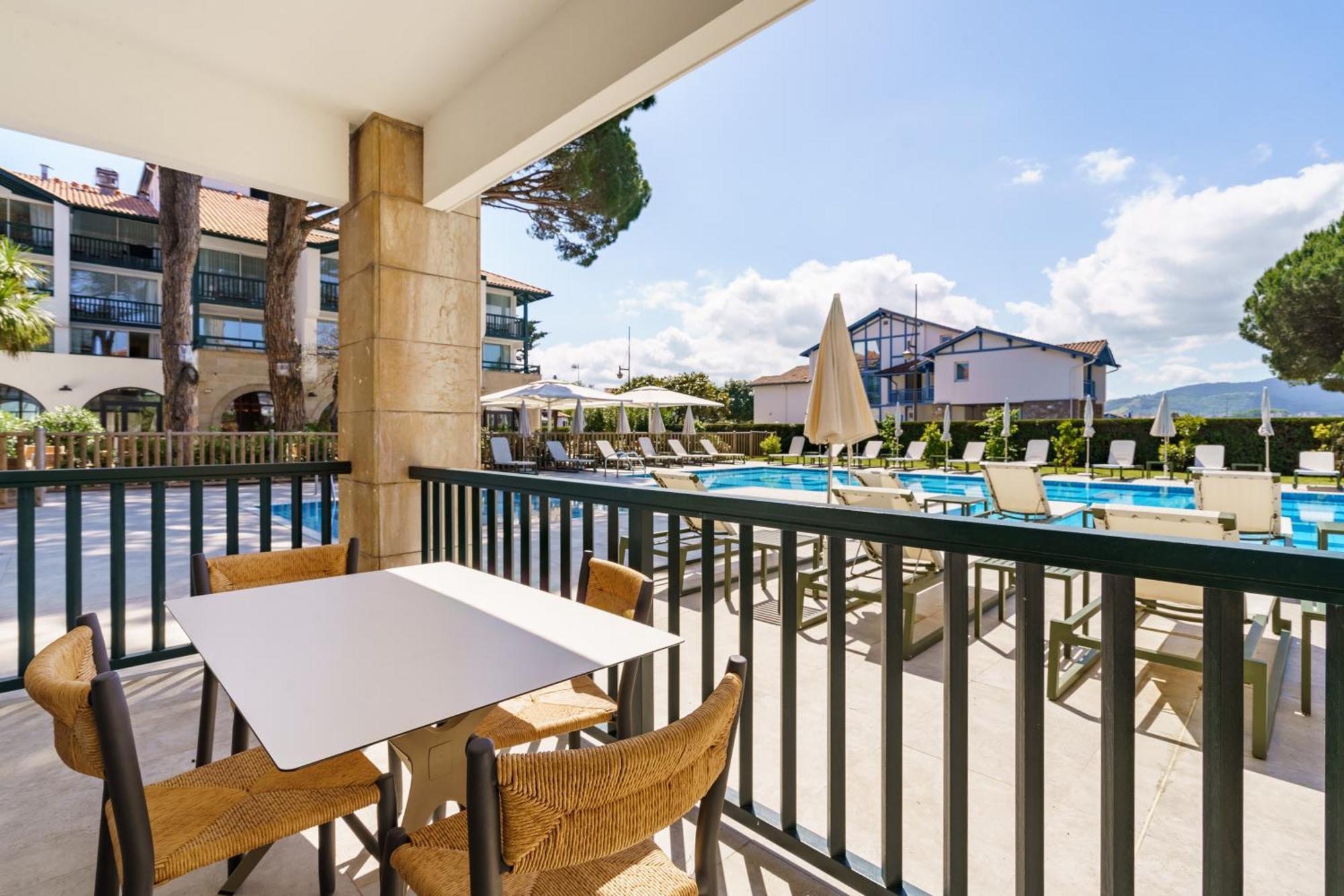 Residence Ibaia - Piscine & Spa Hendaye Bagian luar foto